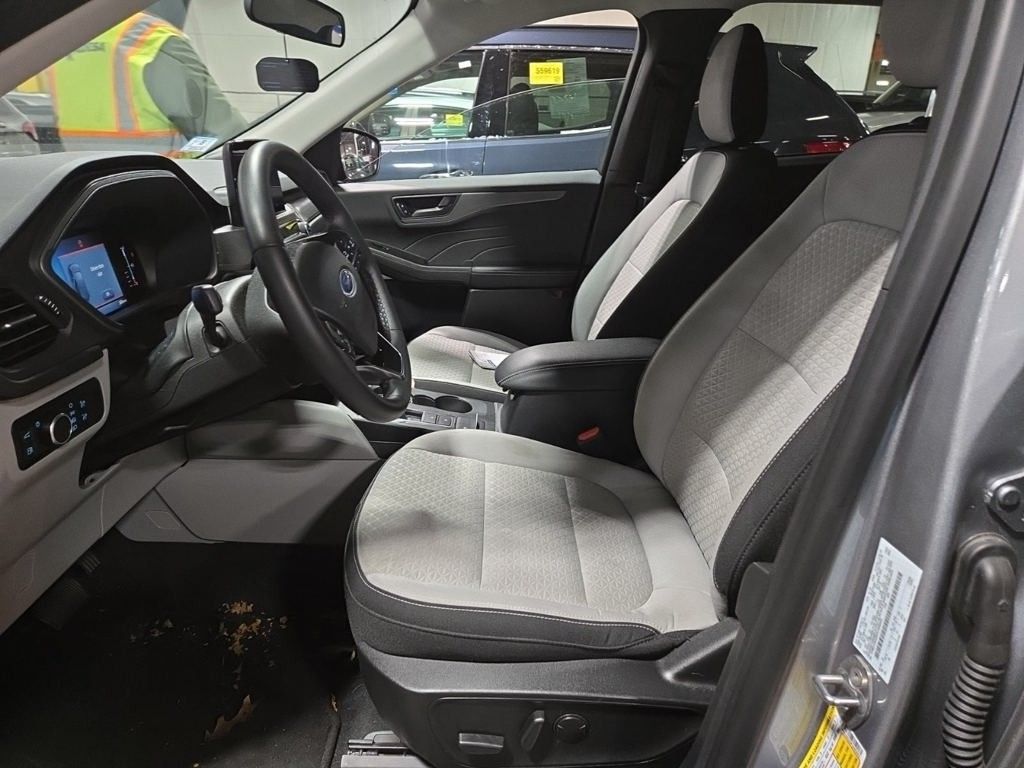 2023 Ford Escape Hybrid Active photo 3