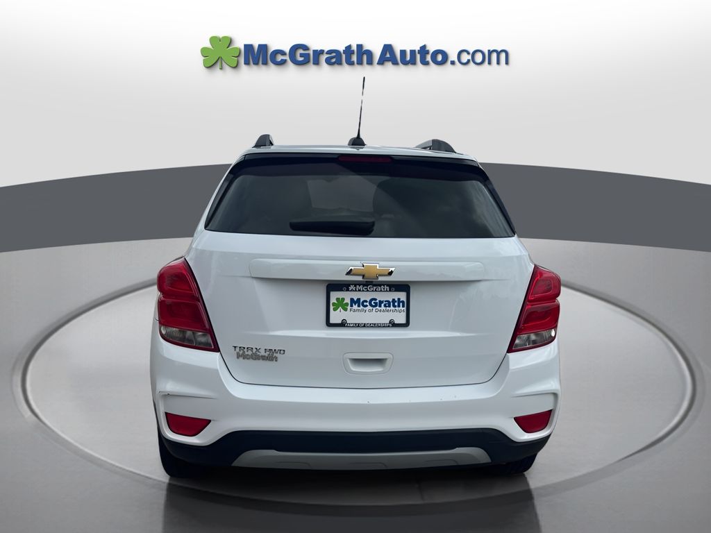 2022 Chevrolet Trax LT photo 4