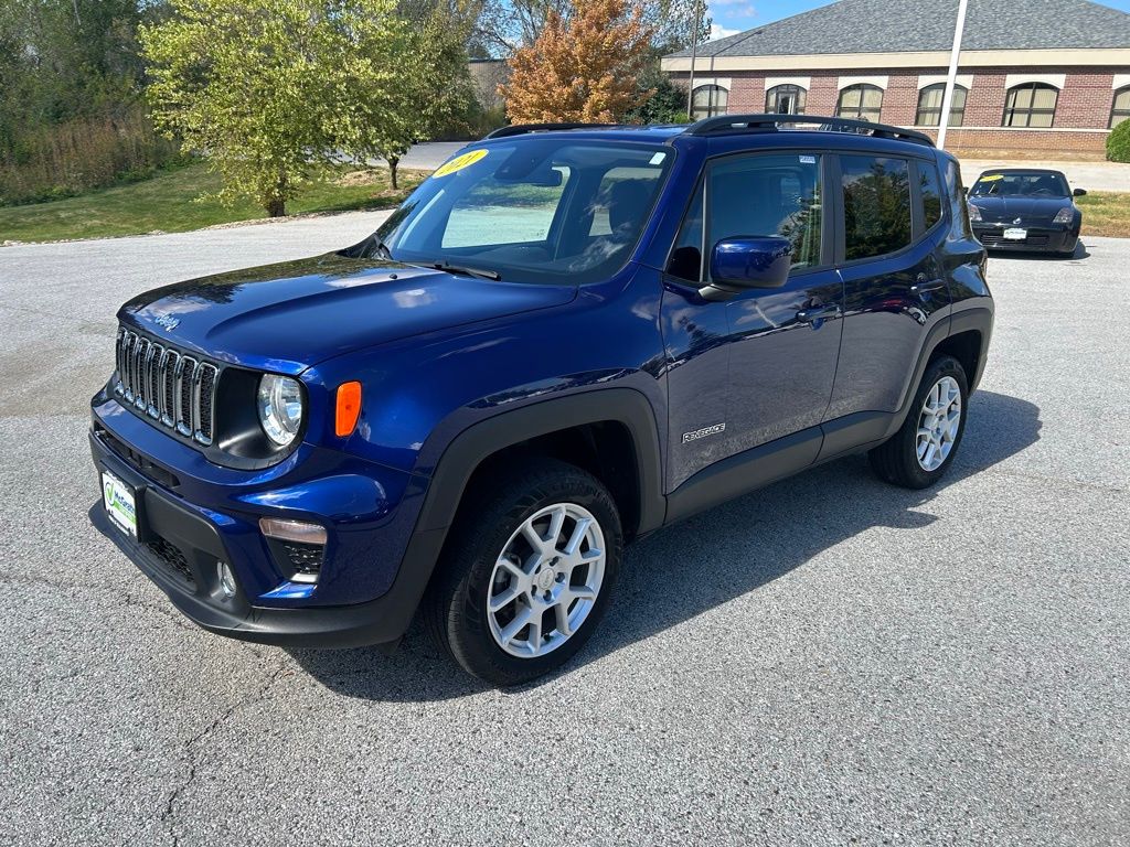 2021 Jeep Renegade Latitude photo 3