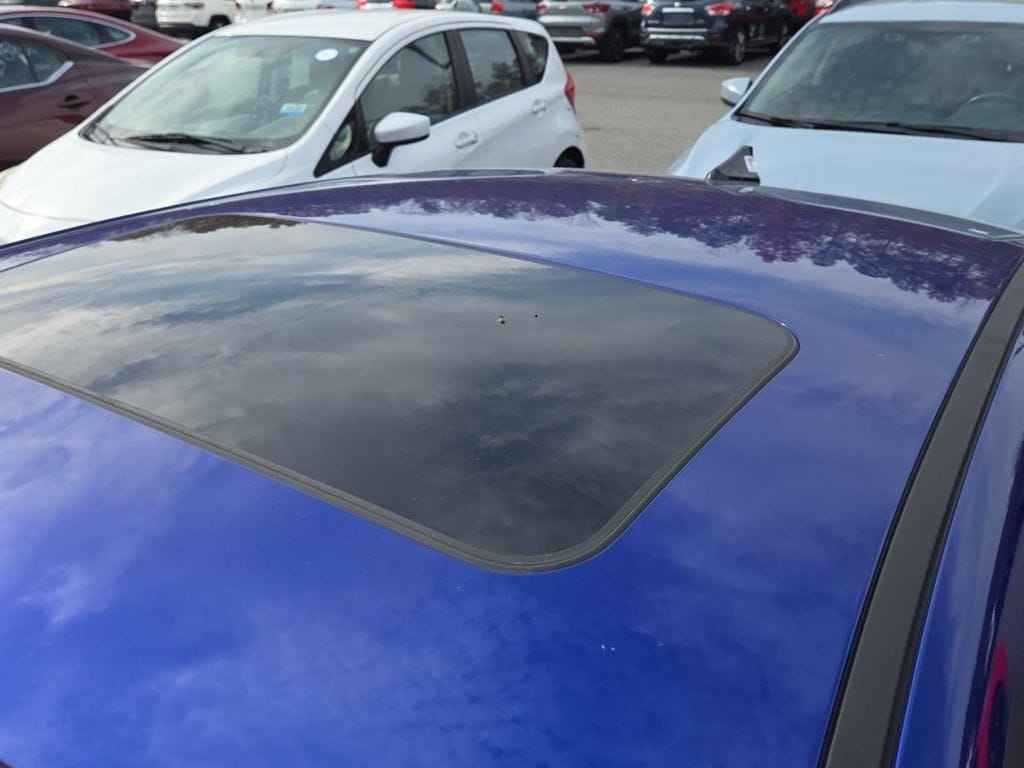 2025 Hyundai Elantra SEL Convenience photo 2