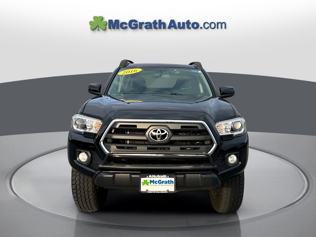 2016 Toyota Tacoma SR Double Cab photo 2