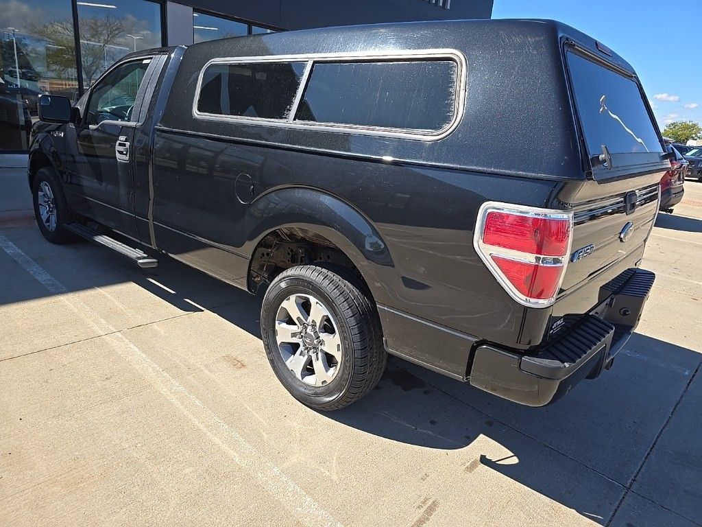 2011 Ford F-150 XLT photo 4