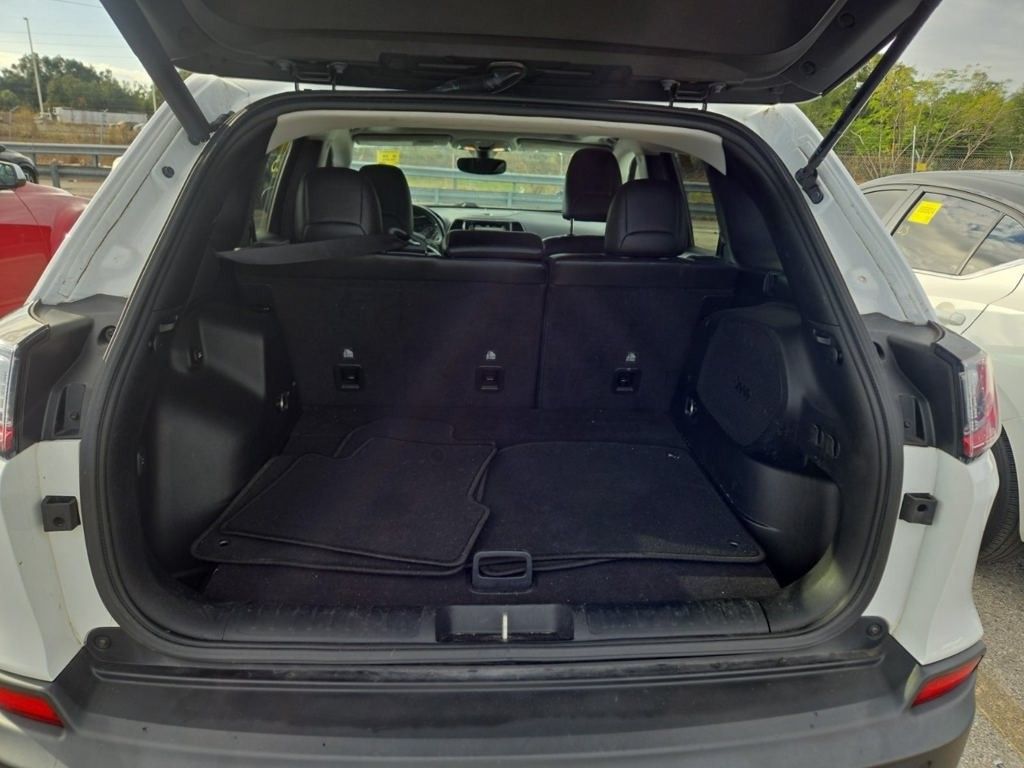 2020 Jeep Cherokee Limited photo 3