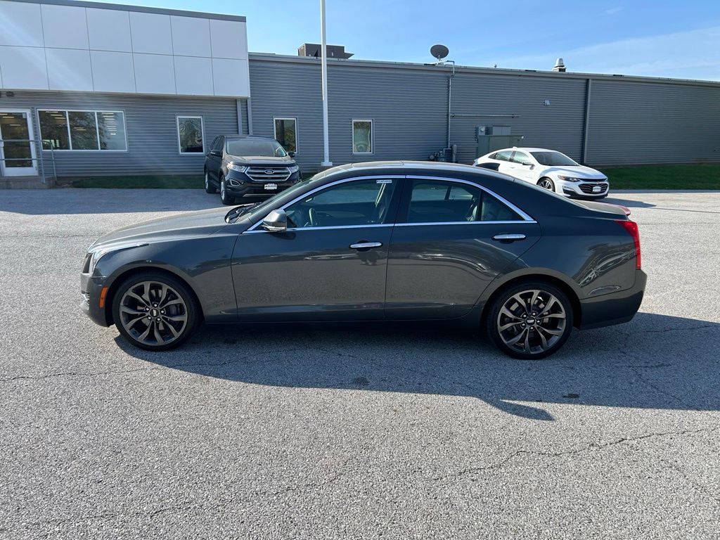 2018 Cadillac ATS Luxury photo 2