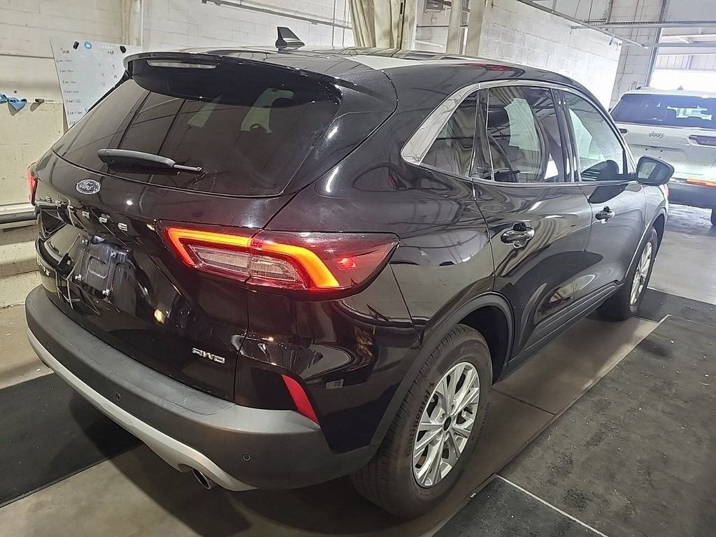 2024 Ford Escape Active photo 3