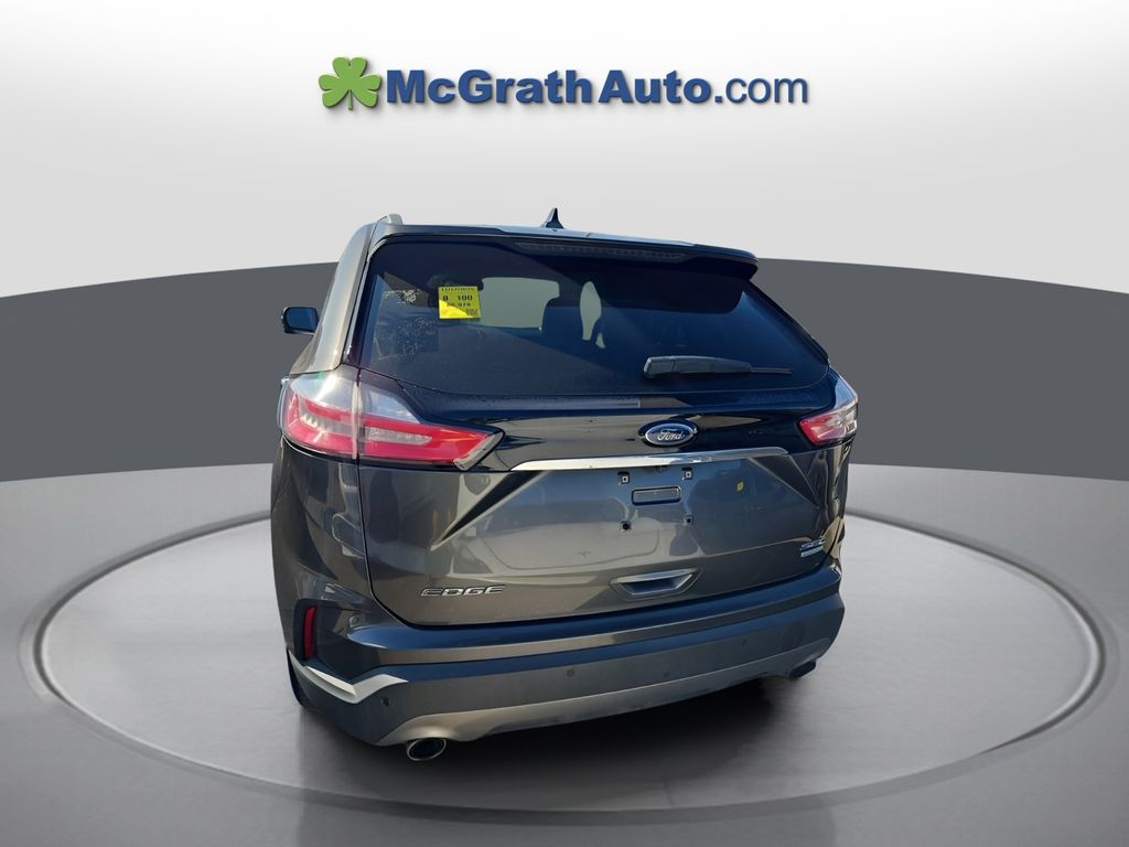 2020 Ford Edge SEL photo 2