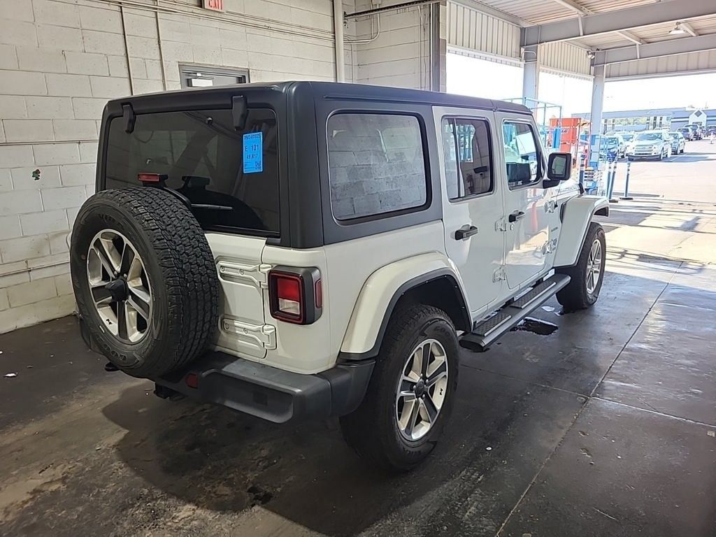 2022 Jeep Wrangler Unlimited Sahara photo 4