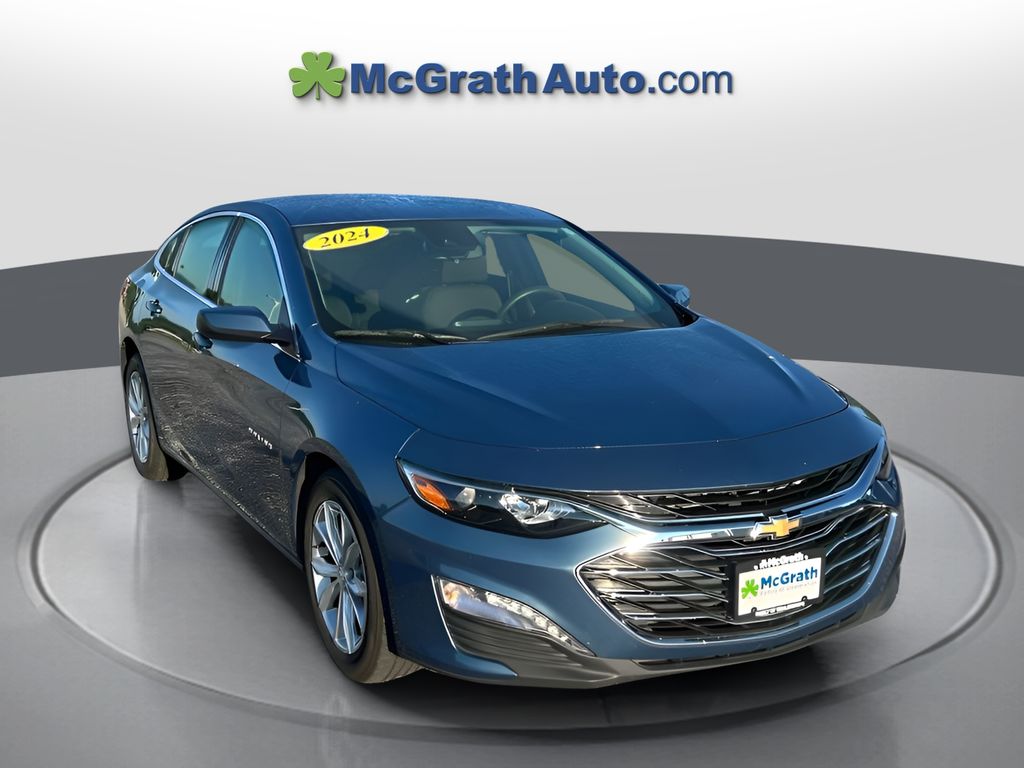 2024 Chevrolet Malibu 1LT photo 2