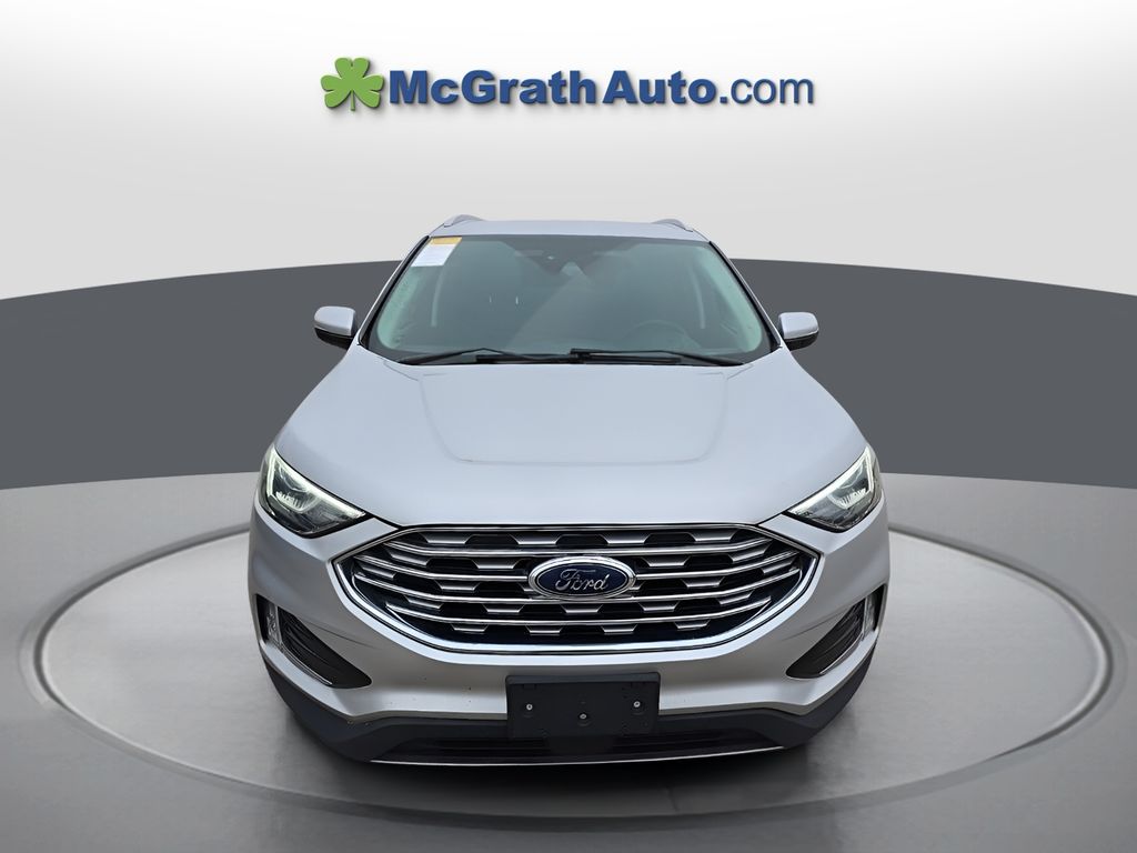 2019 Ford Edge SEL photo 2