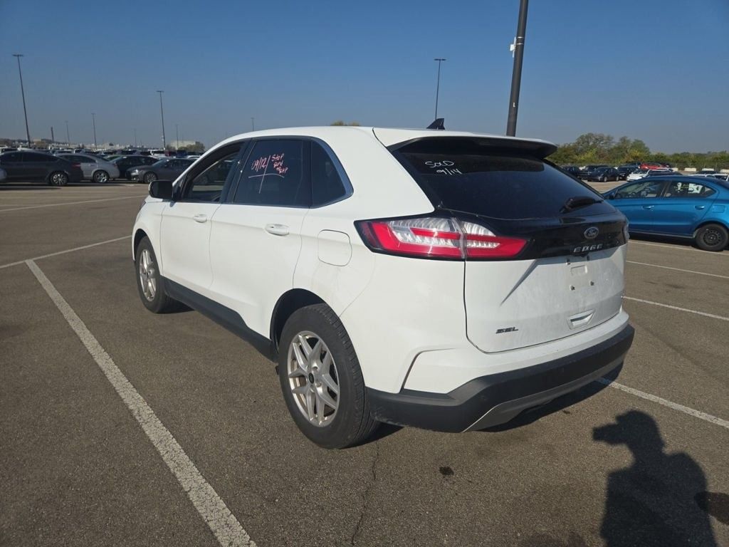 2024 Ford Edge SEL photo 4