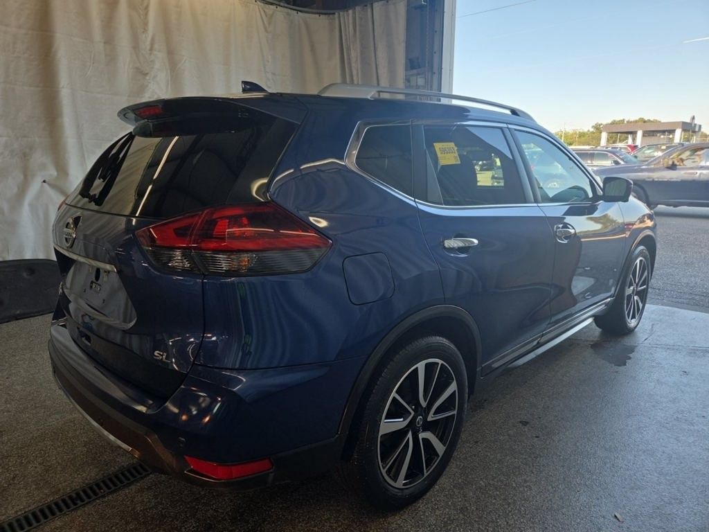 2020 Nissan Rogue SL photo 2