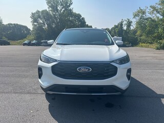 2025 Ford Escape ST-Line Select SUV