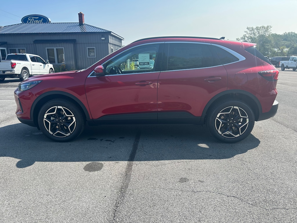 New 2025 Ford Escape Platinum SUV