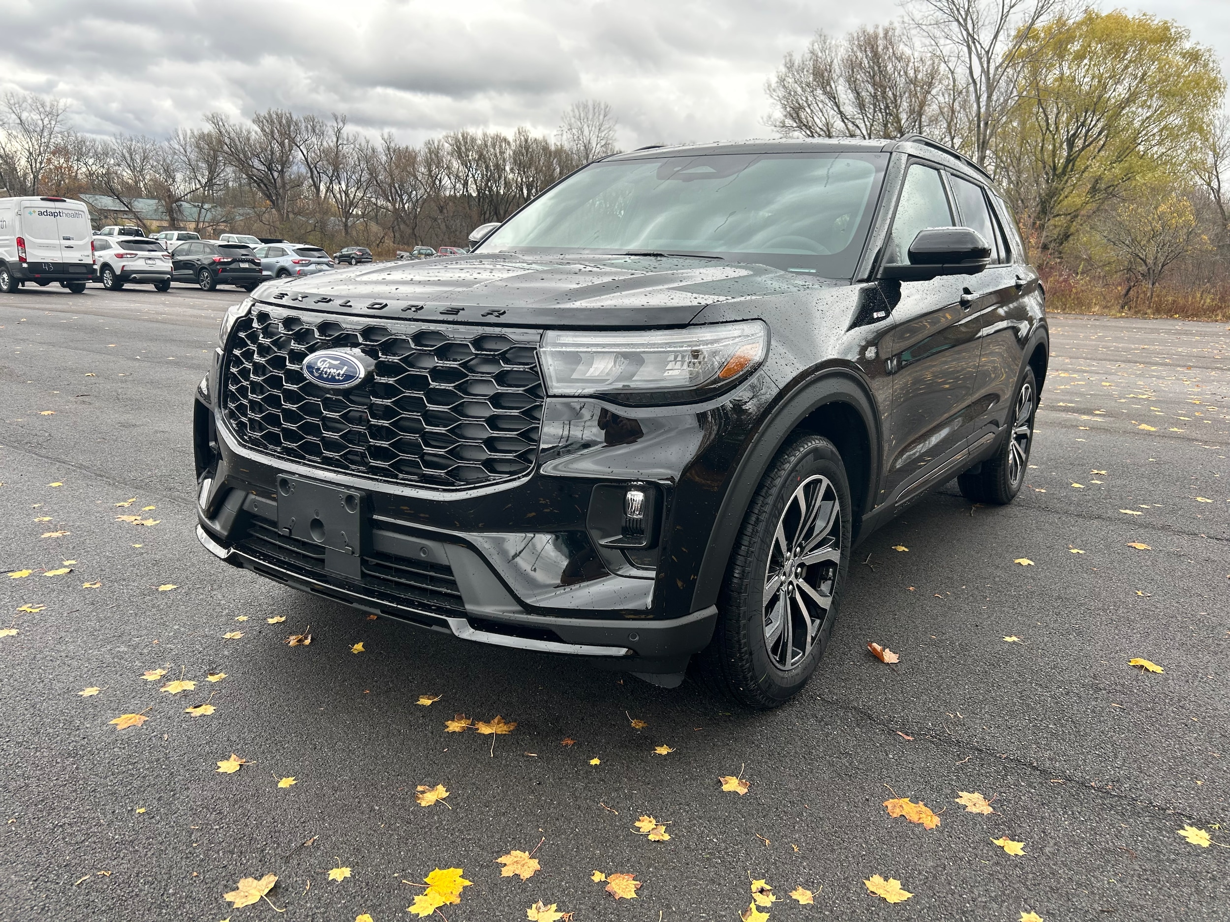 2026 Ford Explorer ST-LINE's photo