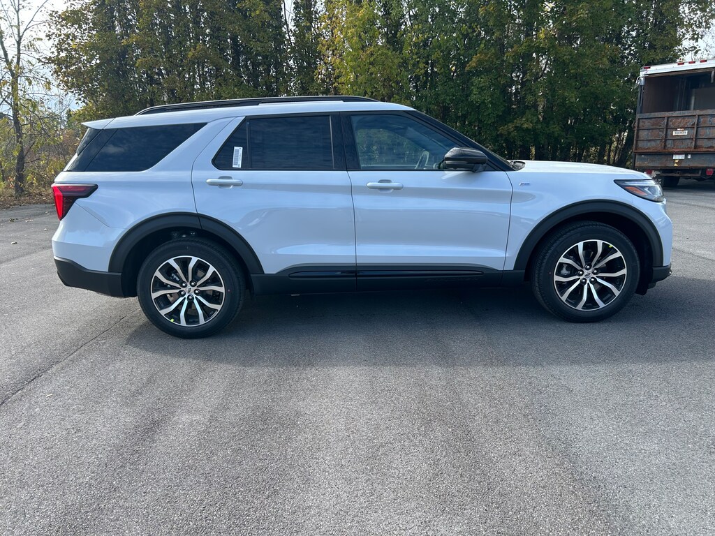 New 2026 Ford Explorer ST-Line SUV