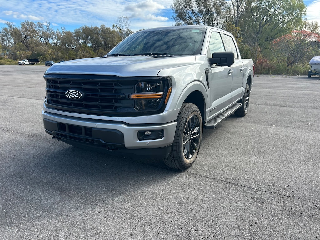 New 2025 Ford F-150 XLT TRUCK