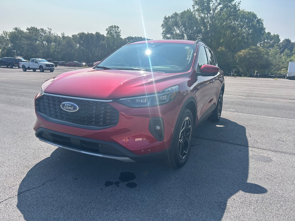 New 2025 Ford Escape Platinum SUV