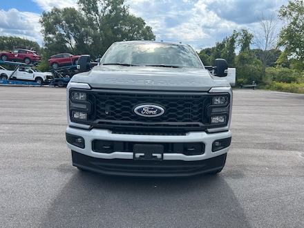 2025 Ford Super Duty F-250 XL TRUCK