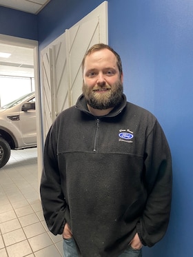 Staff member Andy Glasby from 5b5de91632db