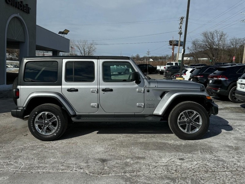 Used 2021 Jeep Wrangler Unlimited Sahara with VIN 1C4HJXEN9MW592305 for sale in Pacific, MO