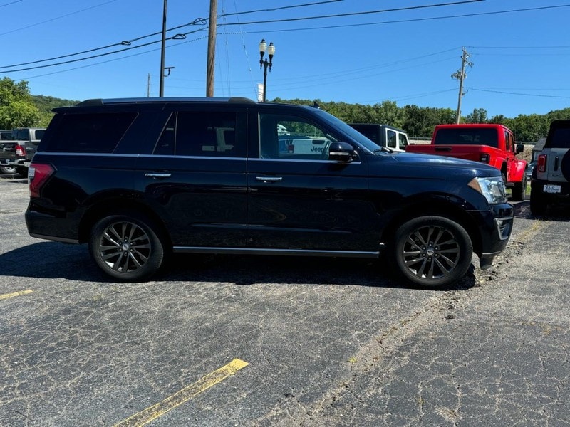 Used 2021 Ford Expedition Limited with VIN 1FMJU2AT6MEA17936 for sale in Pacific, MO