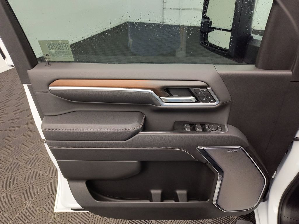 2026 GMC Sierra 2500HD Denali - Photo 10