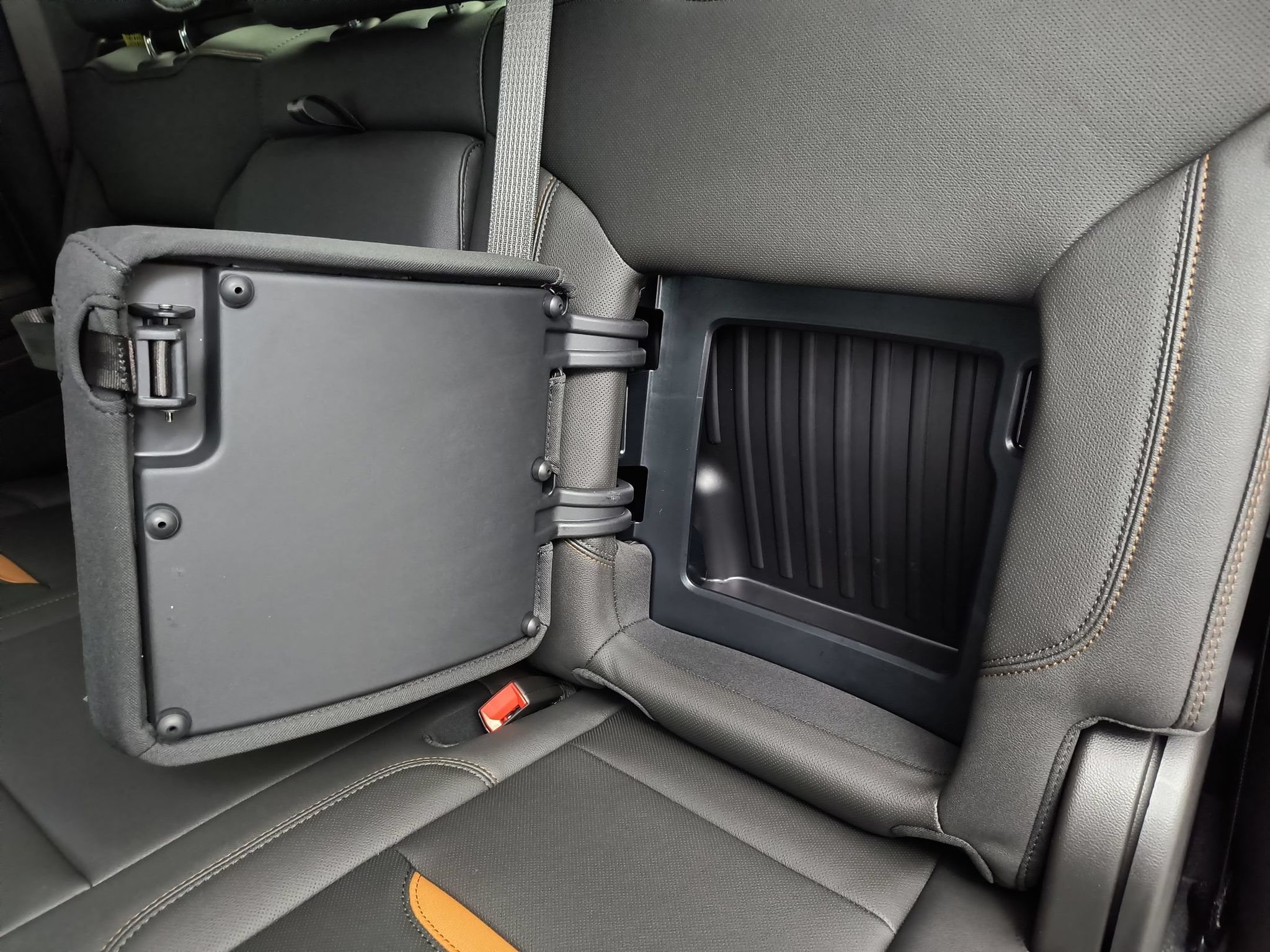 2026 GMC Sierra 3500HD AT4 - Photo 27