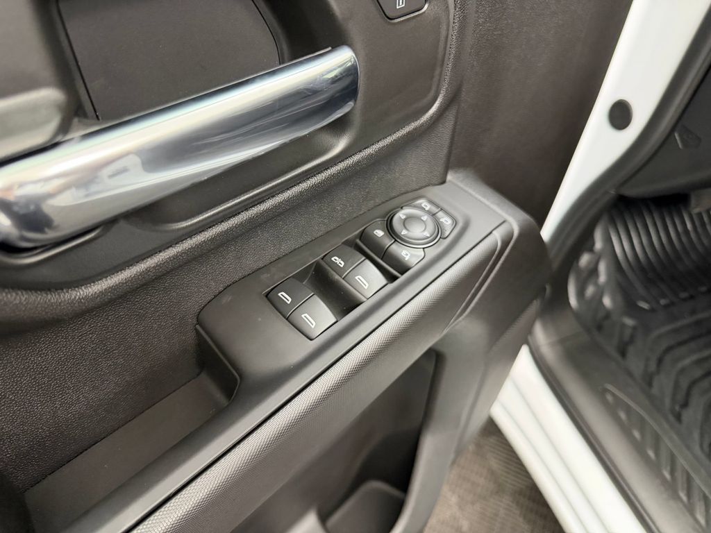 2026 GMC Sierra 3500 Chassis Cab Pro - Photo 12