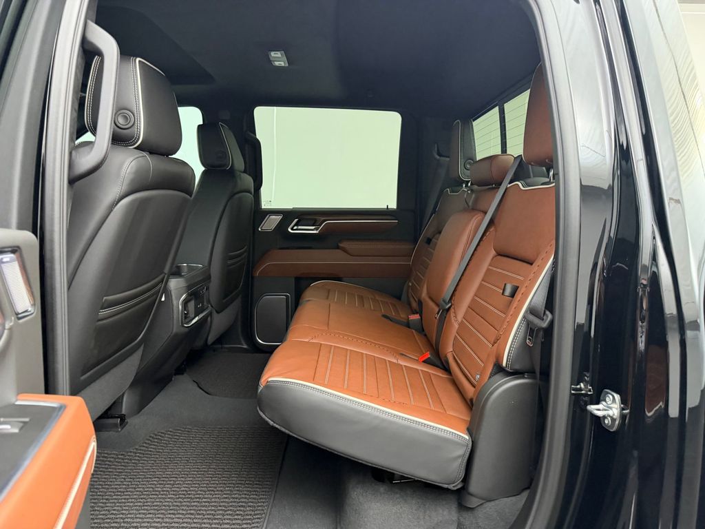 2026 GMC Sierra 3500HD Denali Ultimate - Photo 13