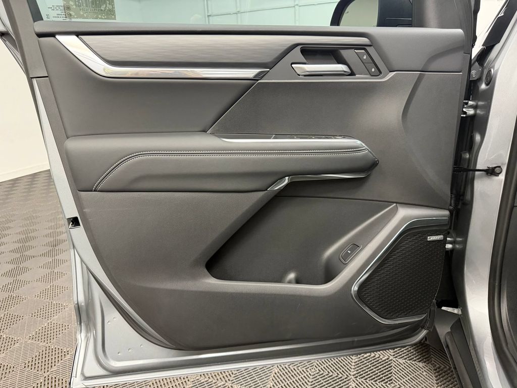 2026 GMC Acadia Elevation - Photo 12