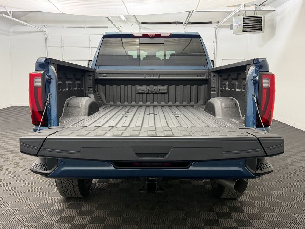 2026 GMC Sierra 3500HD Denali Ultimate - Photo 20