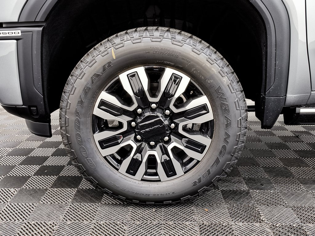 2026 GMC Sierra 2500HD Denali Ultimate - Photo 13