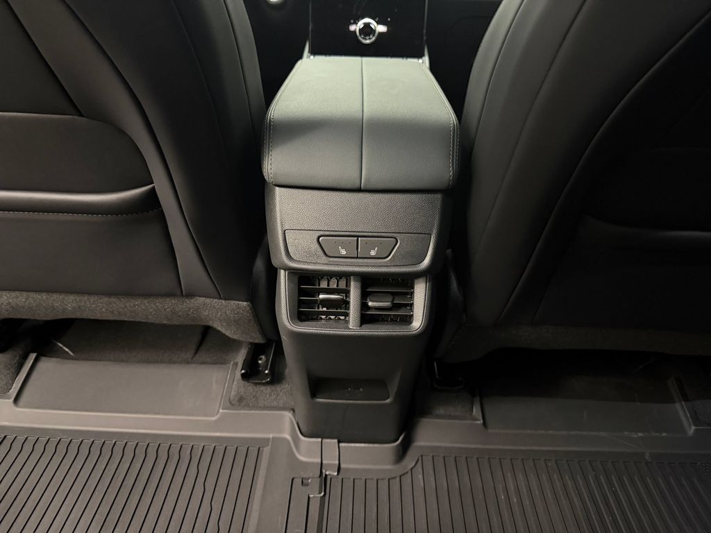 2027 GMC Terrain AT4 - Photo 29