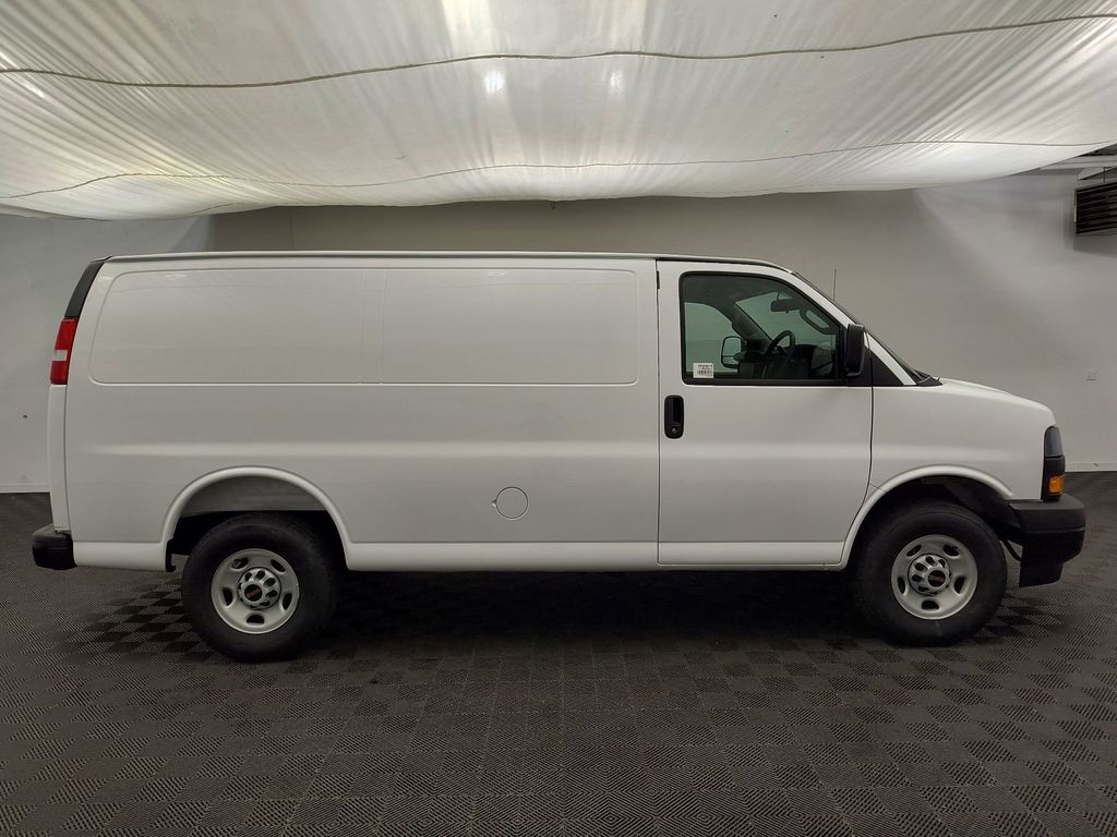 2026 GMC Savana Cargo Work Van - Photo 8
