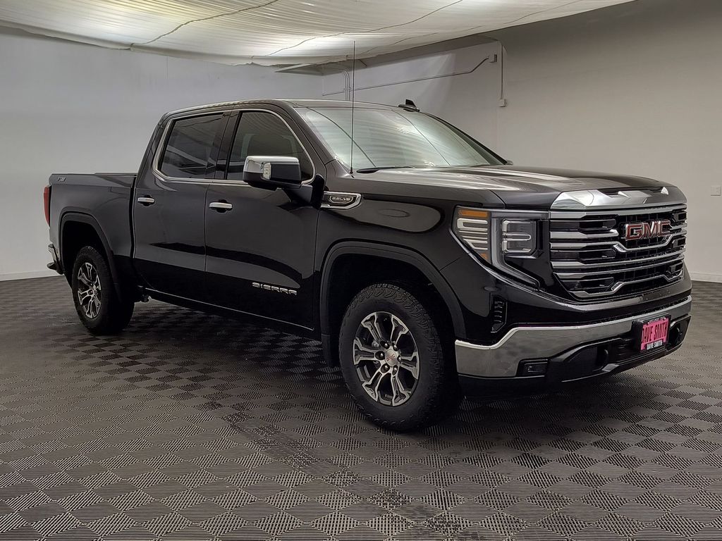 2026 GMC Sierra 1500 SLT - Photo 7