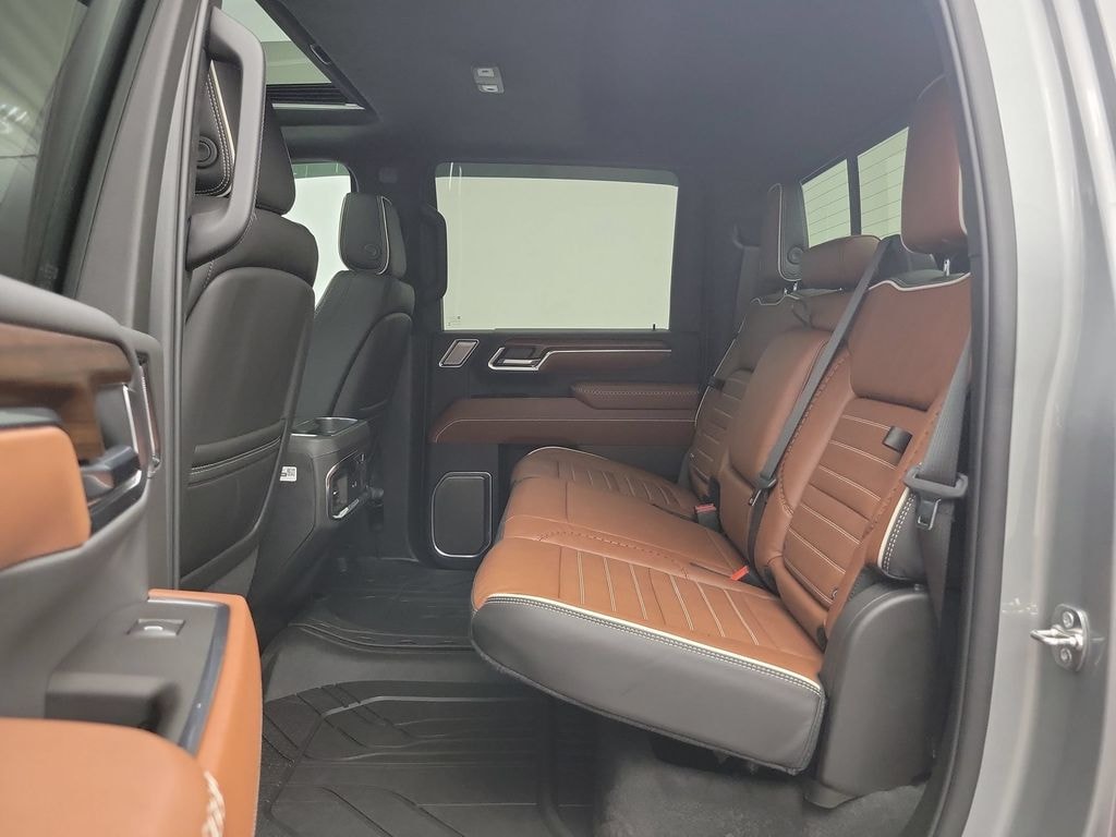 Used 2025 GMC Sierra 3500 HD Denali Ultimate DRW Truck