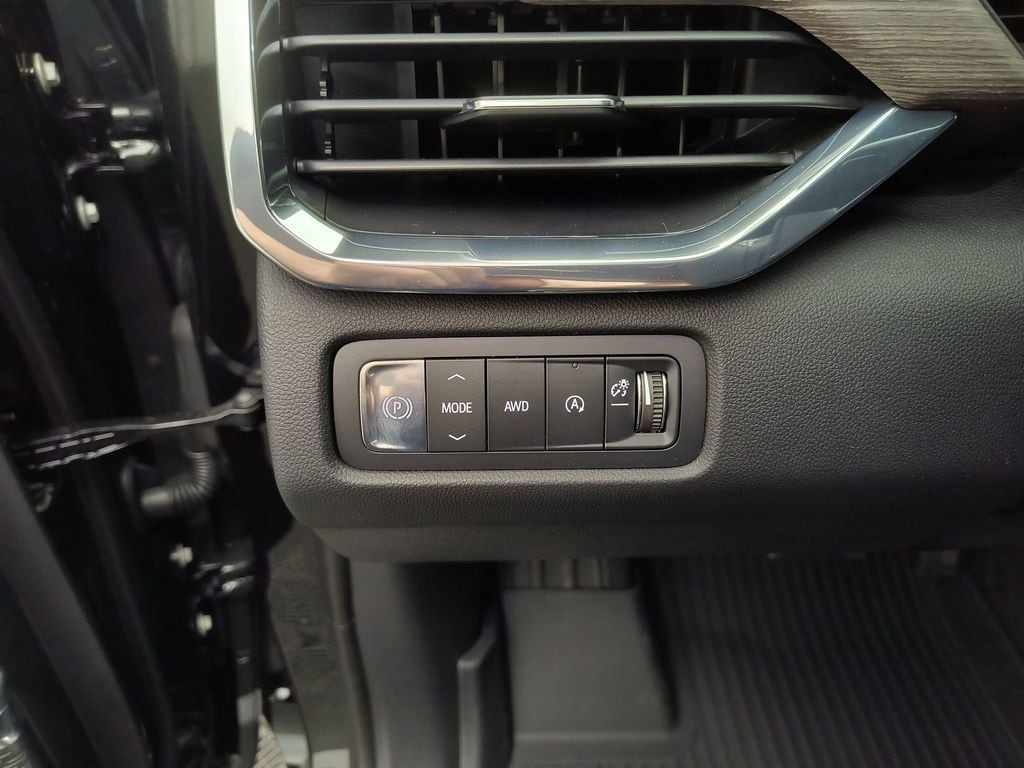 2026 GMC Acadia Denali - Photo 27