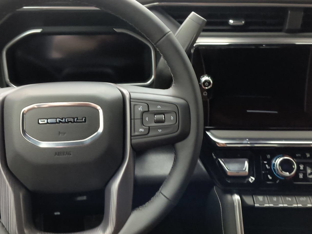 2026 GMC Sierra 2500HD Denali Ultimate - Photo 19