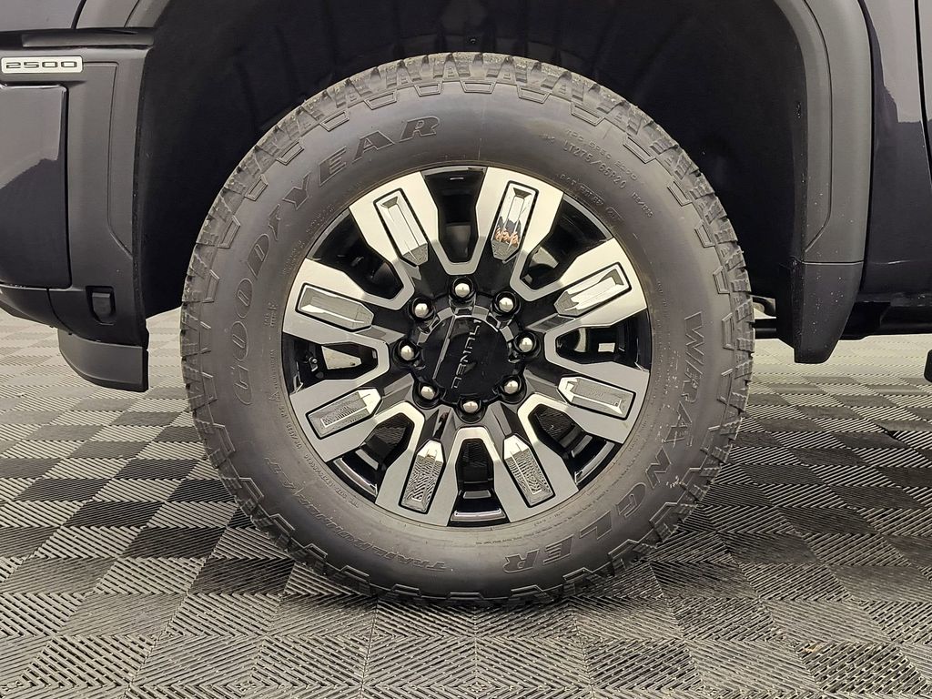 2026 GMC Sierra 2500HD Denali - Photo 11