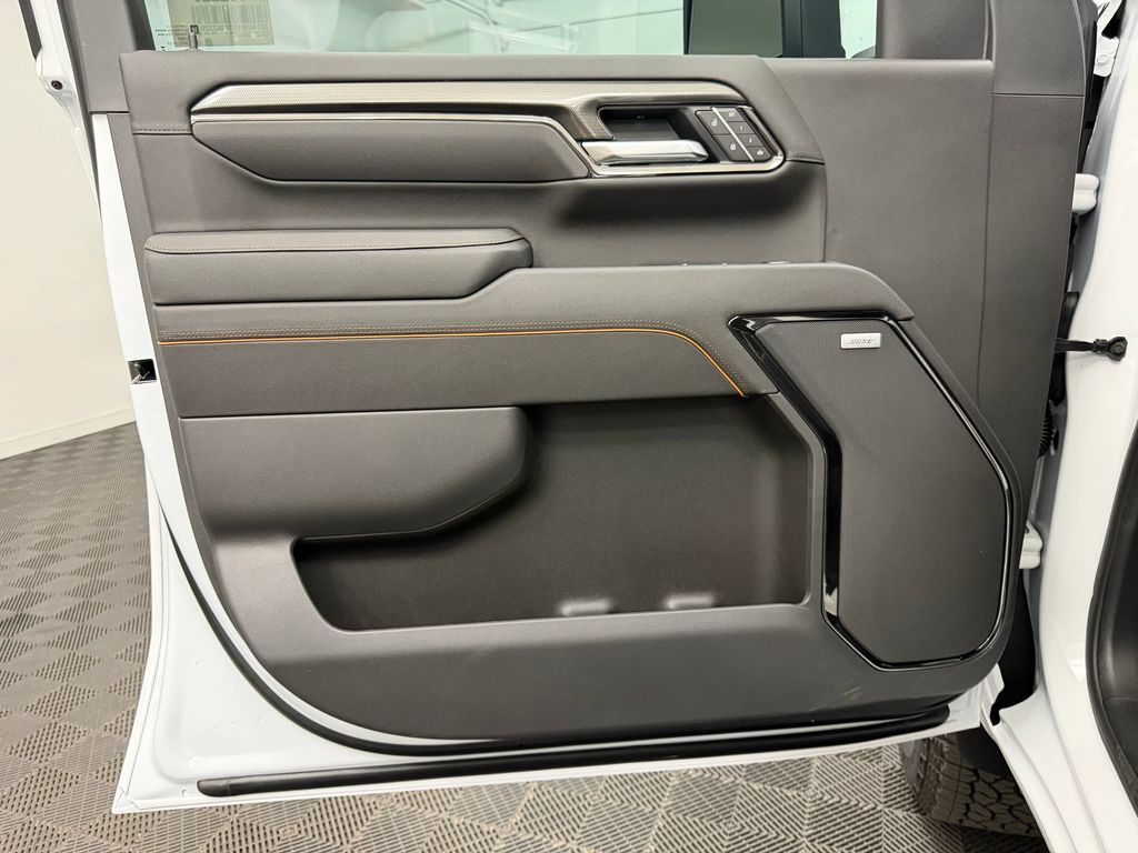2026 GMC Sierra 3500HD AT4 - Photo 13