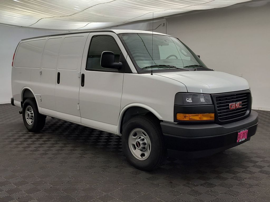 2026 GMC Savana Cargo Work Van - Photo 7