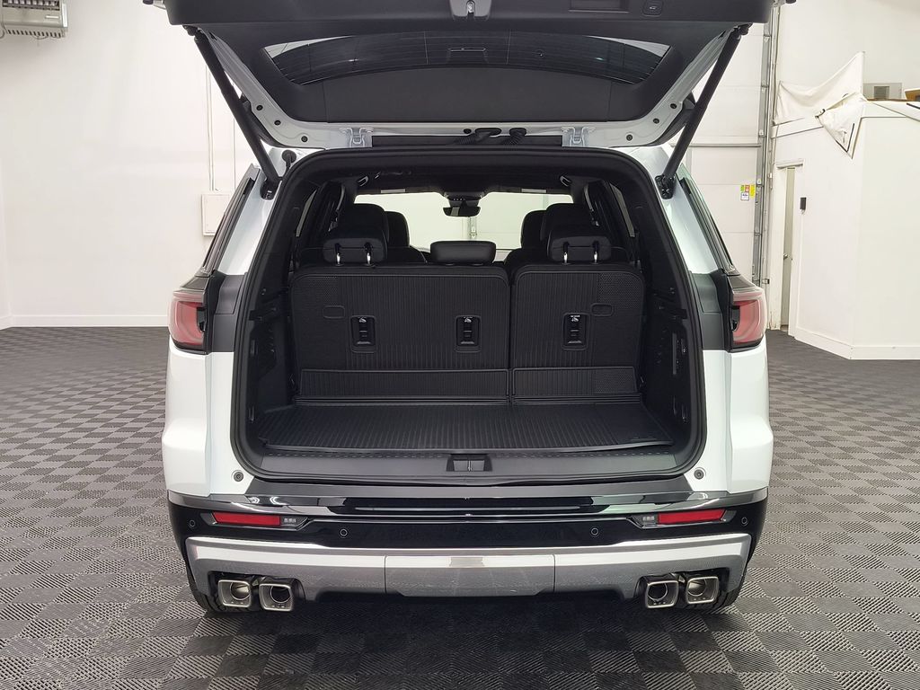 2026 GMC Acadia Denali - Photo 21