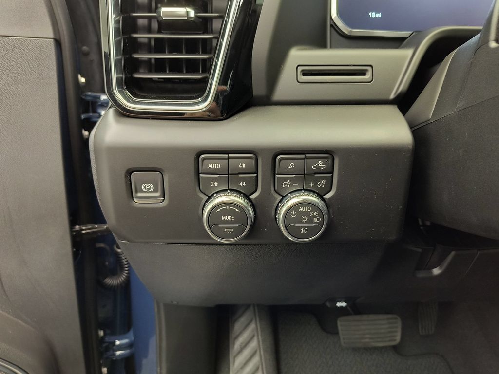 2026 GMC Sierra 3500HD Denali - Photo 14