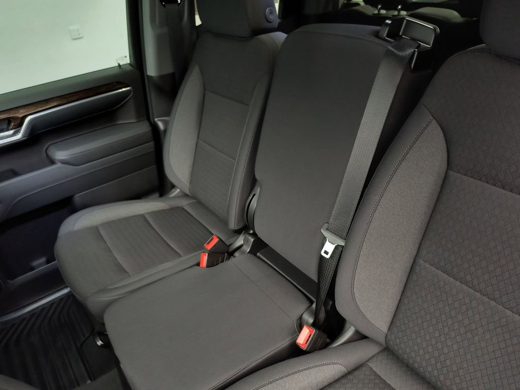 2026 GMC Sierra 1500 SLE - Photo 27