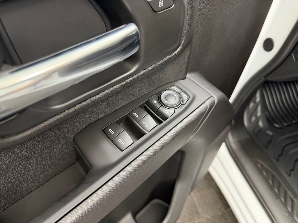 2026 GMC Sierra 2500HD Pro - Photo 12
