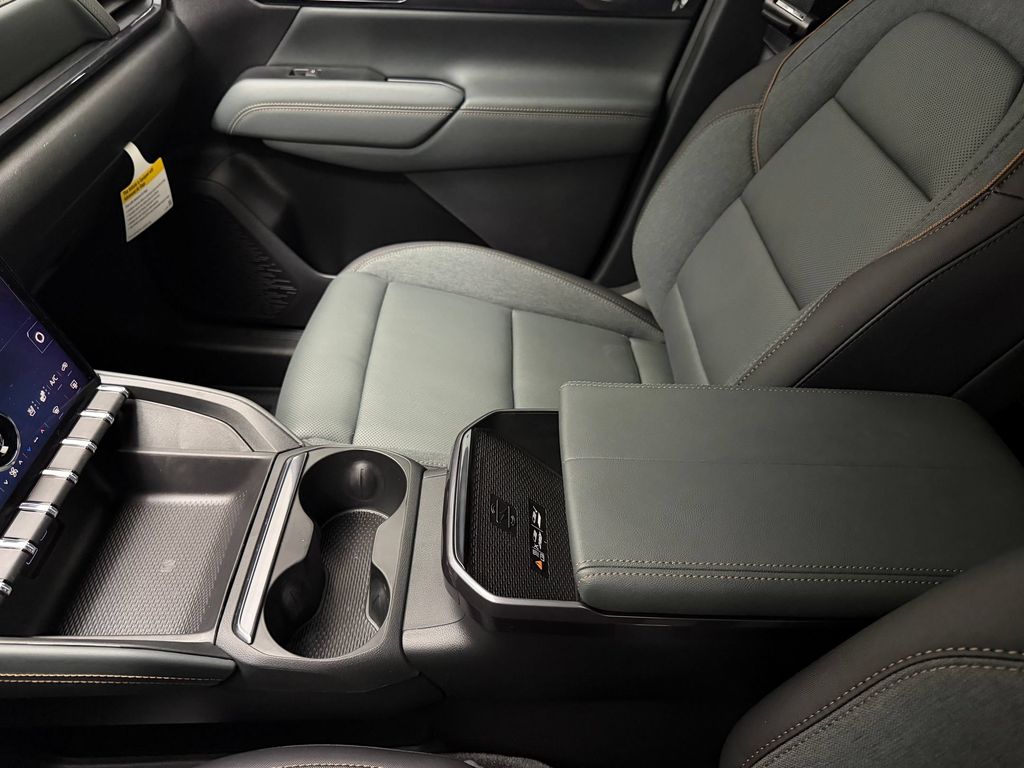 2027 GMC Terrain AT4 - Photo 19