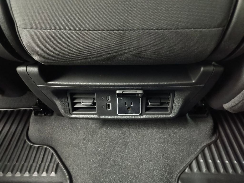 2026 GMC Sierra 1500 SLE - Photo 20