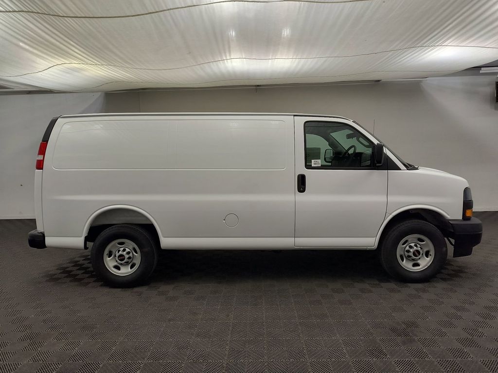 2026 GMC Savana Cargo Work Van - Photo 8