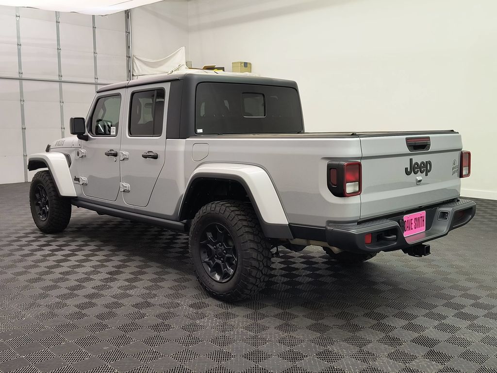 Used 2023 Jeep Gladiator Willys 4x4 Truck