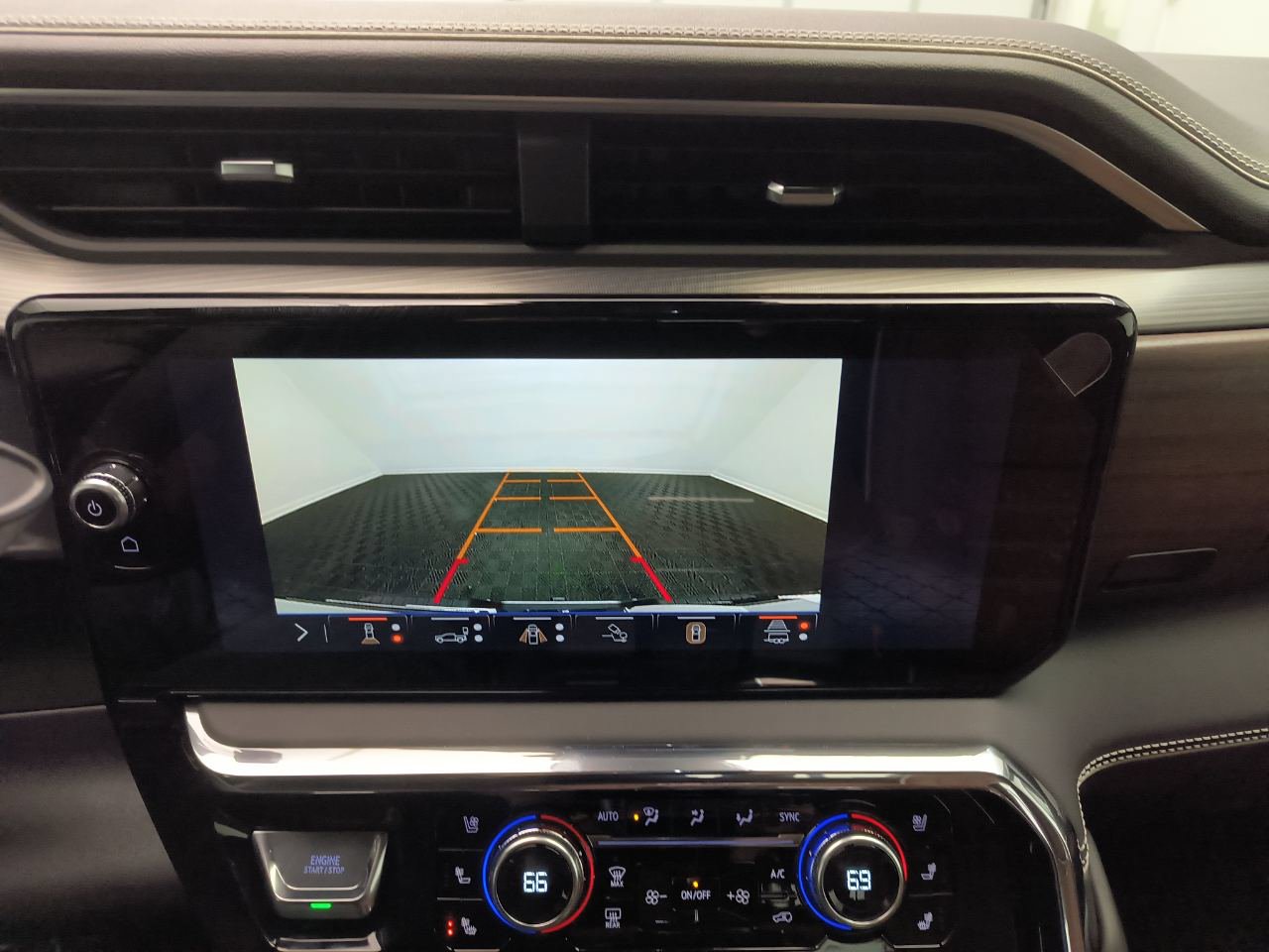 2026 GMC Sierra 2500HD Denali Ultimate - Photo 24